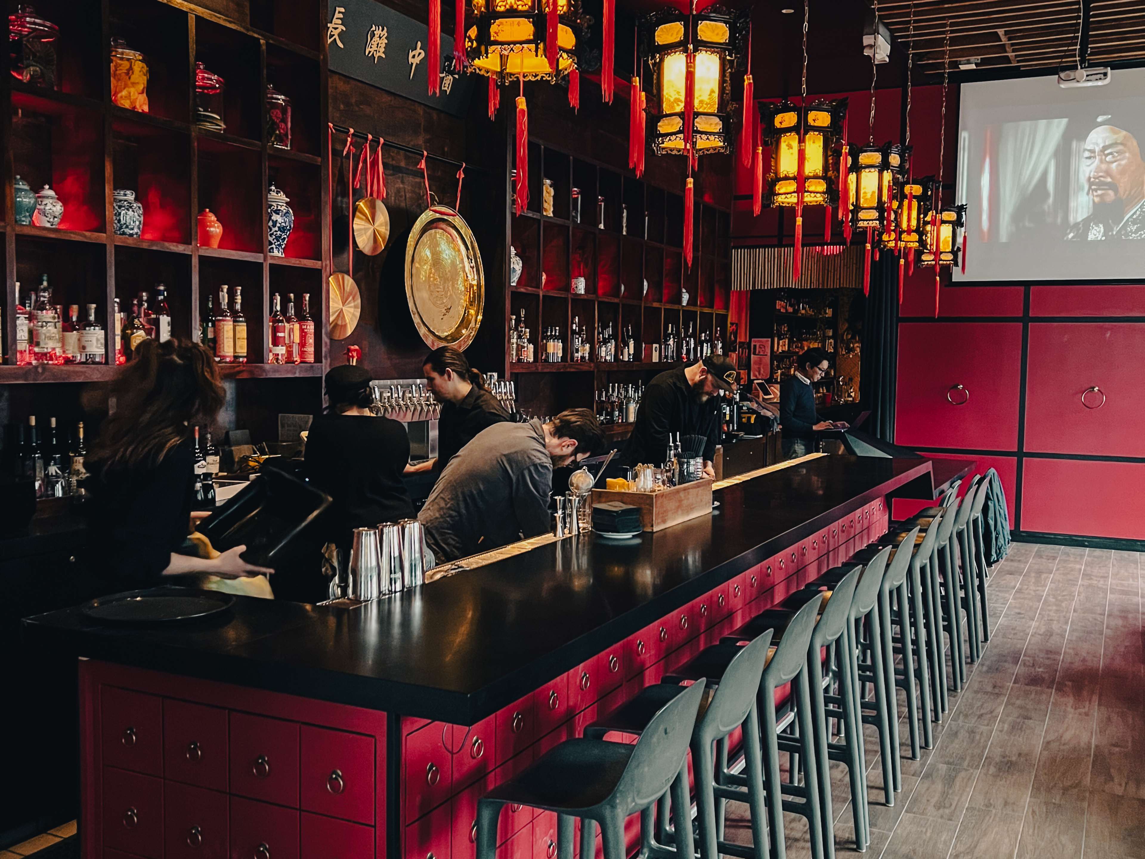 midnight-oil-review-long-beach-los-angeles-the-infatuation